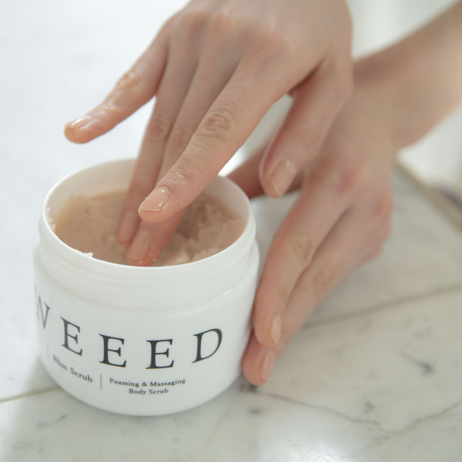 ウィード ブリススクラブ 【医薬部外品】 | WEEED（ウィード）の